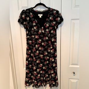 Loft dress size 4. Beautiful dress for office or church or date night.